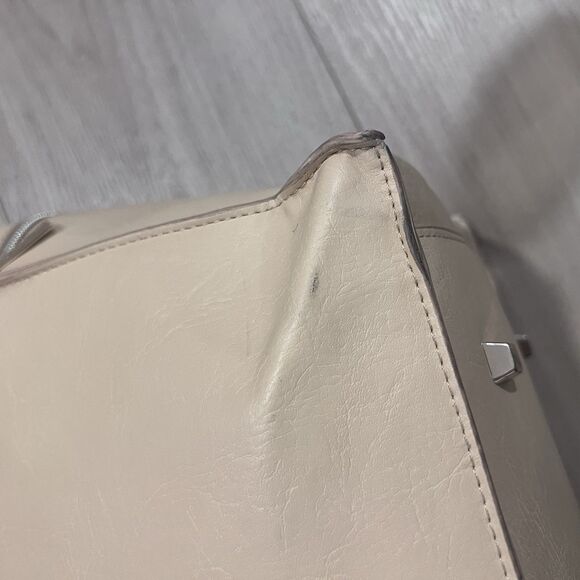 BEIS The Work Tote Beige Bag Travel Lg With Strap/ Interior iPad Snap On Pouch - Picture 8 of 16